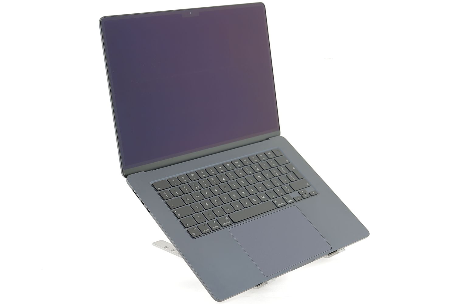 Apple MacBook Air 15″ 2023, M2 8 Cores, 8 GB, 10 core GPU 256 GB Midnight - Ca nou