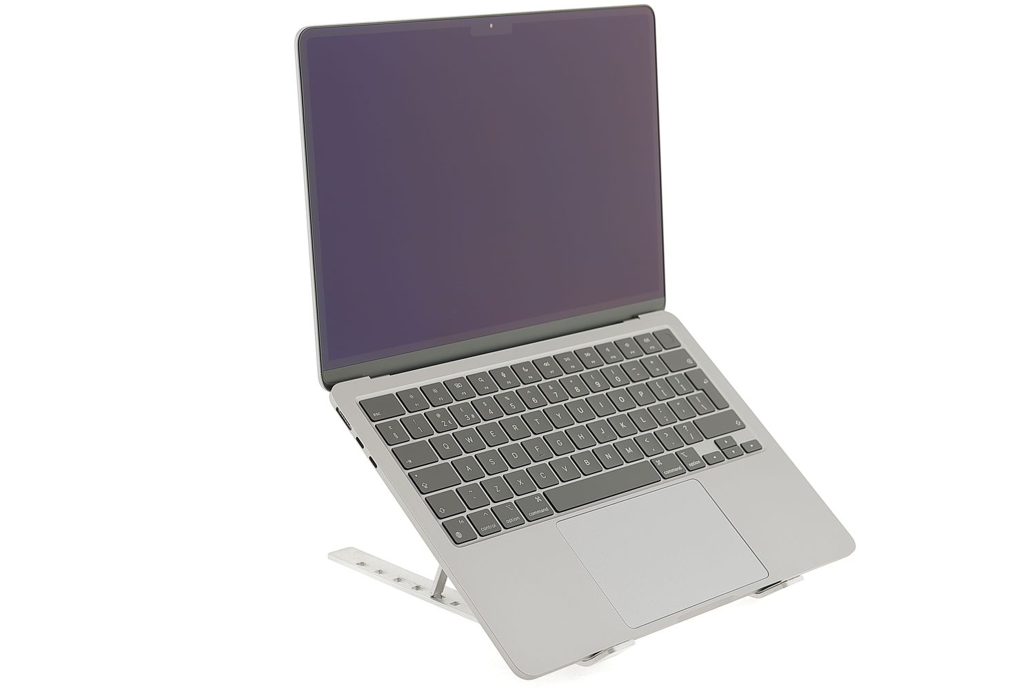 Apple MacBook Air 13″ 2022, M2 8 Cores, 8 GB, 8 core GPU 256 GB Space Gray - Като нов