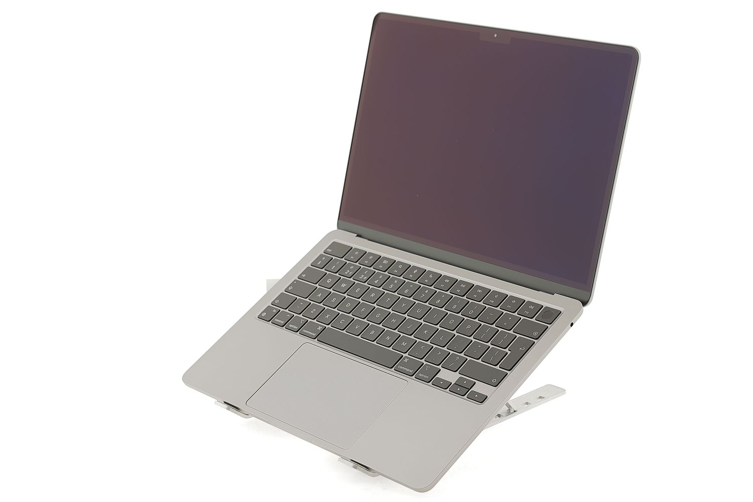 Apple MacBook Air 13″ 2022, M2 8 Cores, 8 GB, 8 core GPU 256 GB Space Gray - Újszerű
