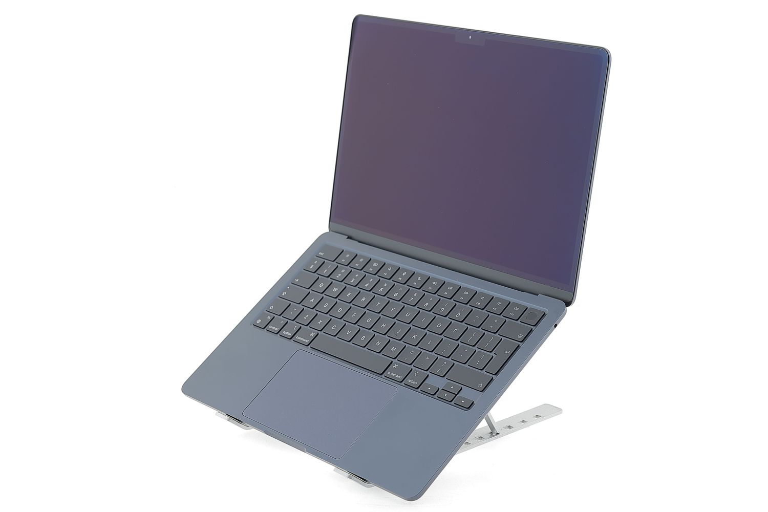 Apple MacBook Air 13″ 2022, M2 8 Cores, 8 GB, 8 core GPU 256 GB Midnight - Ca nou
