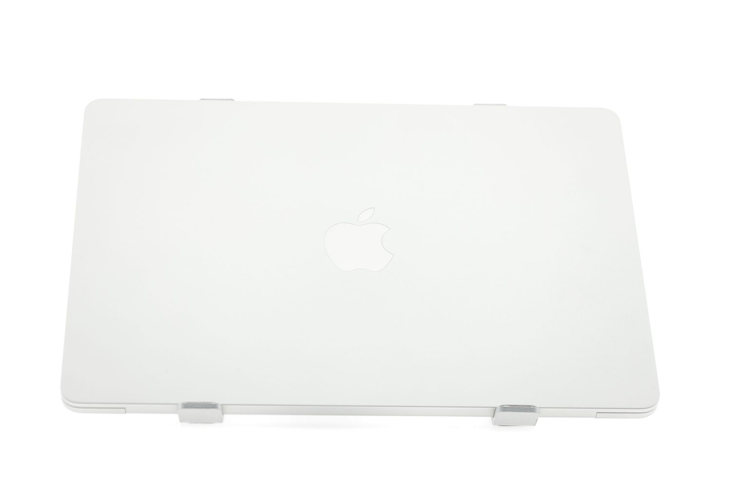 Apple MacBook Air 13″ 2022, M2 8 Cores, 8 GB, 8 core GPU 256 GB Silver - Excelent