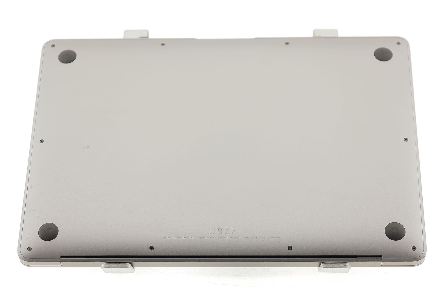 Apple MacBook Air 13″ 2020, i3 1.1 GHz, 8 GB, Intel Iris Plus 256 GB Space Gray - Foarte bun