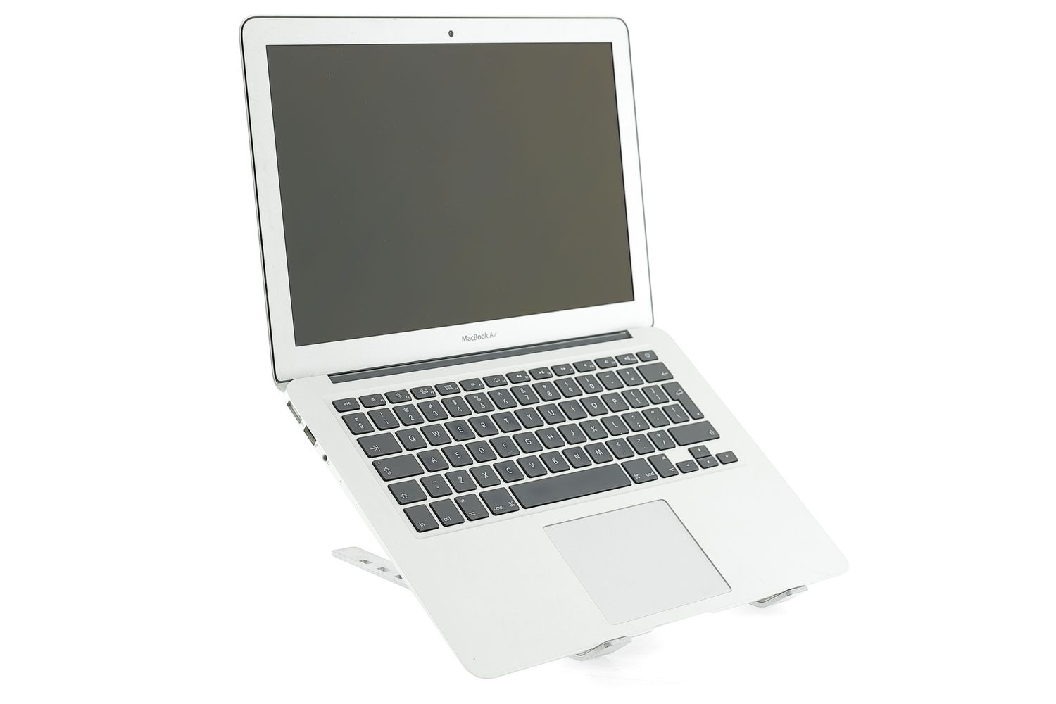Apple MacBook Air 13″ 2017, i5 1.8 GHz, 8 GB, HD Graphics 6000 128 GB Silver - Отлично