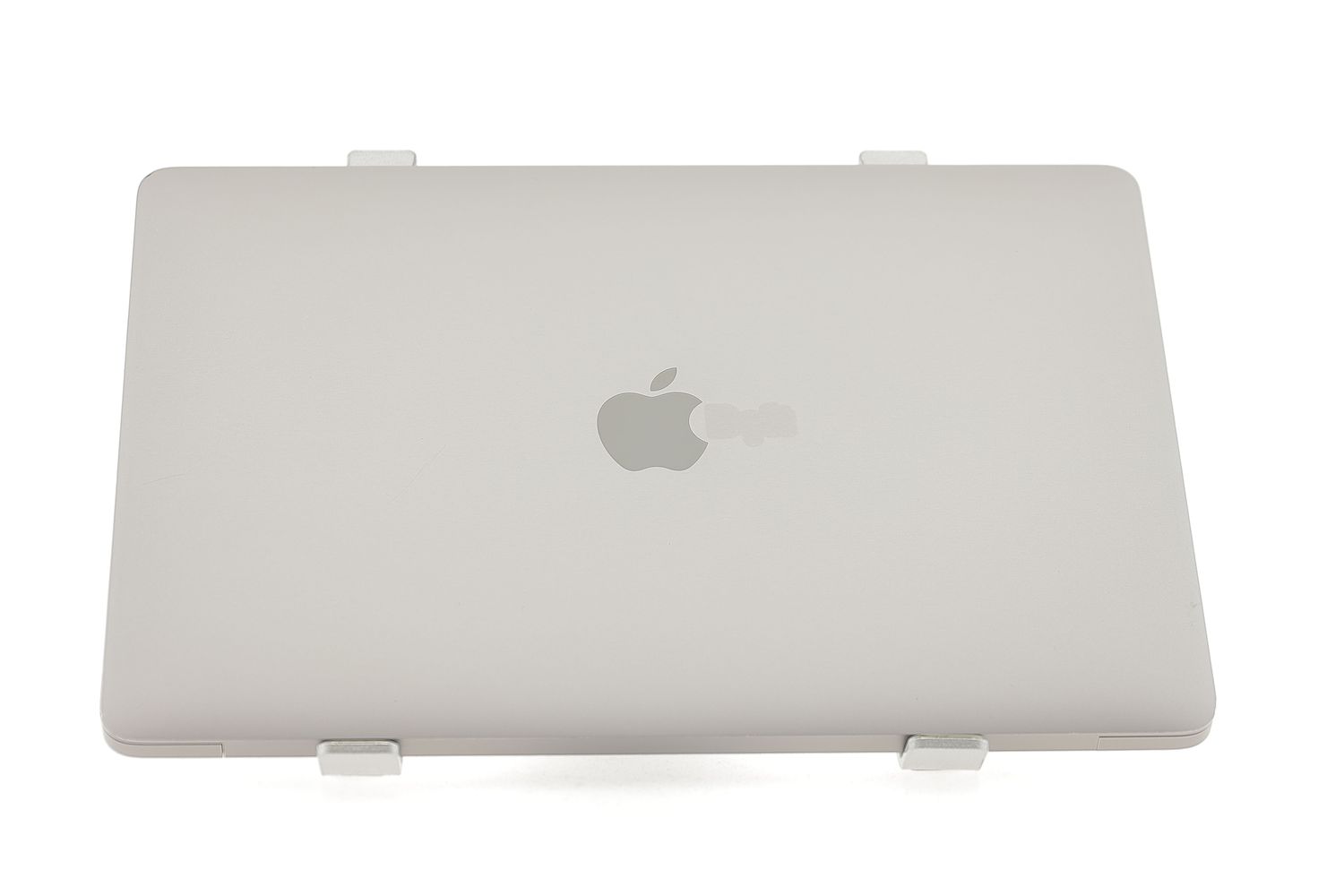 Apple MacBook Air 13″ 2020, i3 1.1 GHz, 8 GB, Intel Iris Plus 256 GB Space Gray - Foarte bun