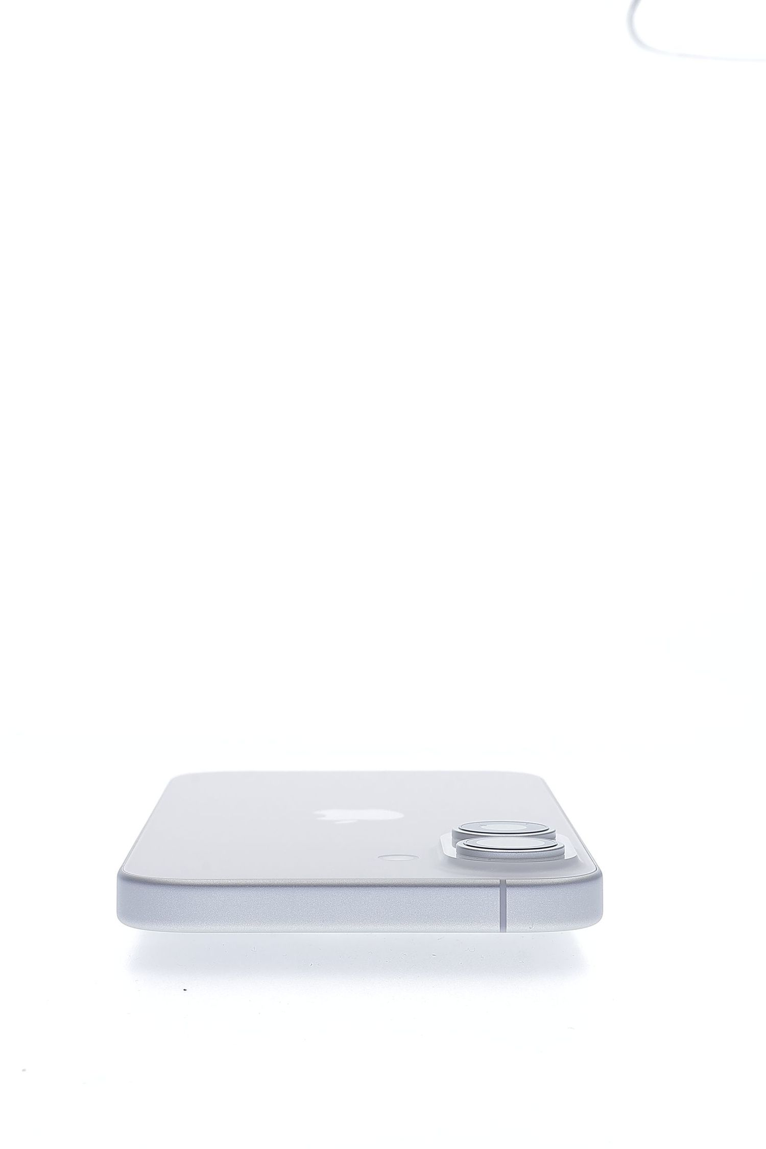 Apple iPhone 16, White, 128 GB - de la 2.819 lei