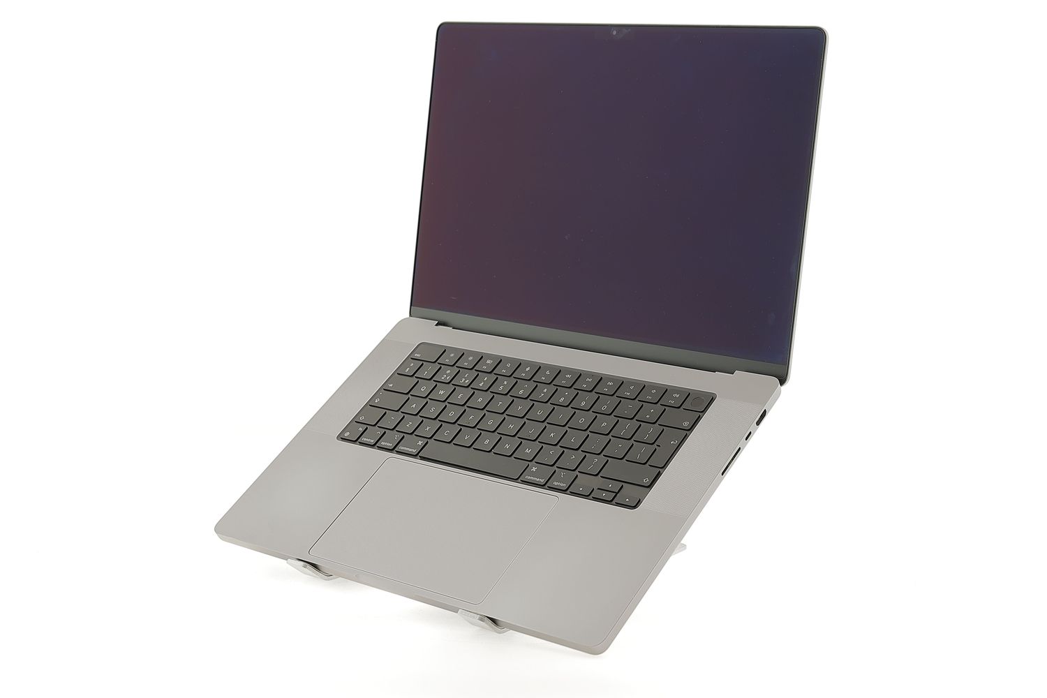 Apple MacBook Pro 16″ 2021, M1 Pro 10 Cores, 16 GB, 16 core GPU 512 GB Space Gray - Excelent