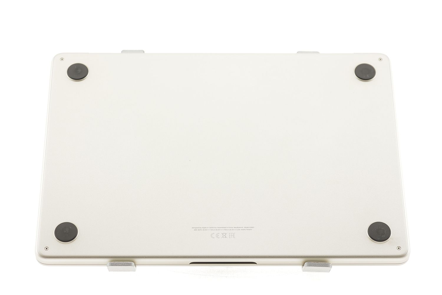 Apple MacBook Air 13″ 2022, M2 8 Cores, 8 GB, 8 core GPU 256 GB Starlight - Ca nou