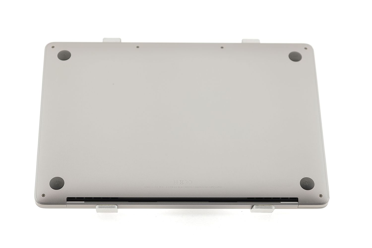 Apple MacBook Pro 13″ 2020, M1 8 Cores, 8 GB, 8 core GPU, Space