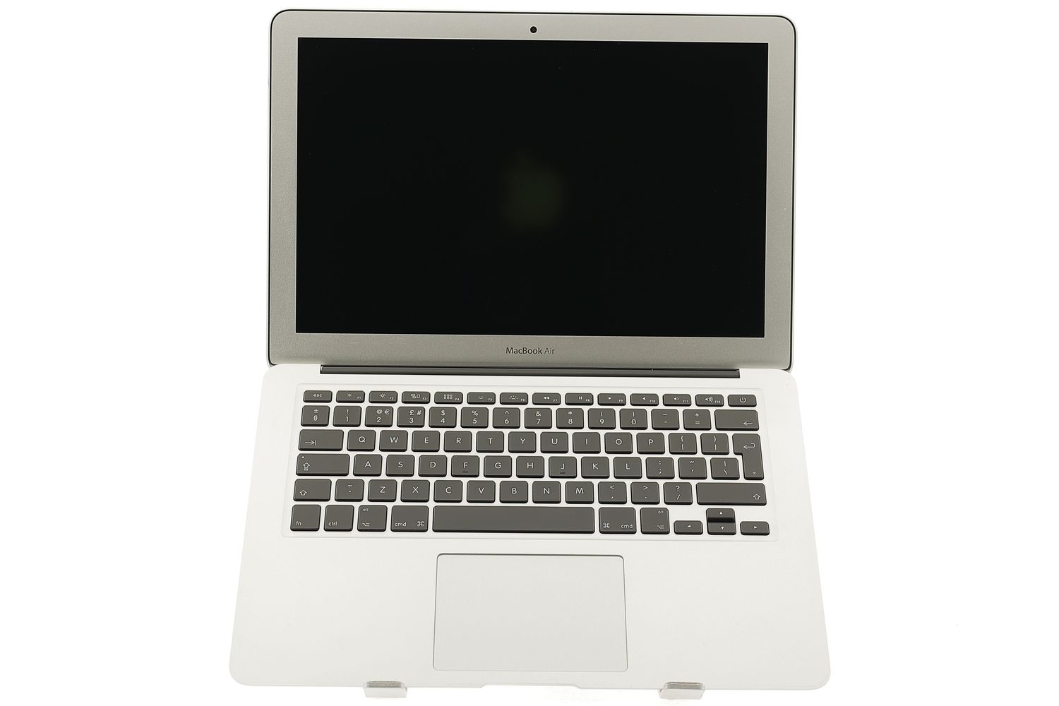 Apple MacBook Air 13″ 2017, i5 1.8 GHz, 8 GB, HD Graphics 6000 128 GB Silver - Много добро