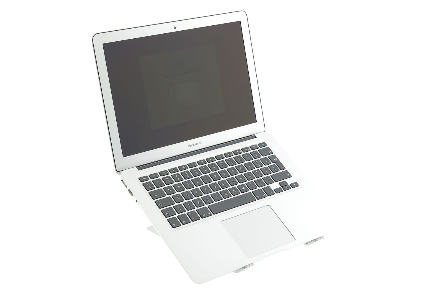 Apple MacBook Air 13″ 2017, i5 1.8 GHz, 8 GB, HD Graphics 6000 128 GB Silver - Újszerű