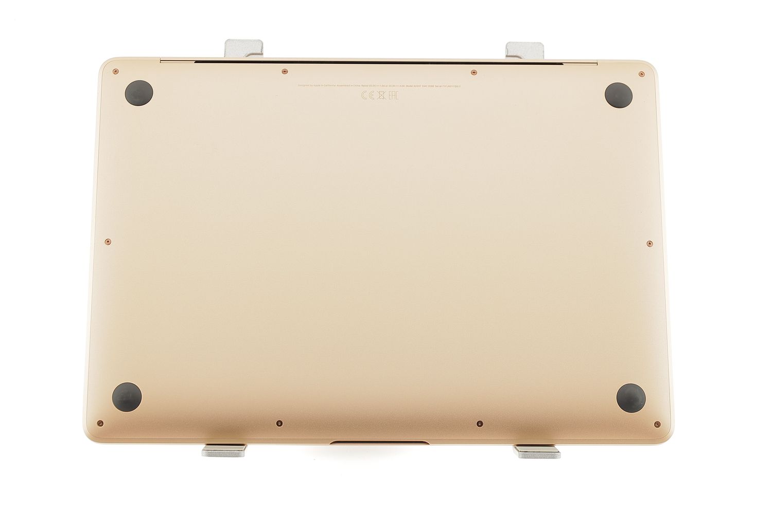 Apple MacBook Air 13″ 2020, M1 8 Cores, 8 GB, 7 core GPU, Gold