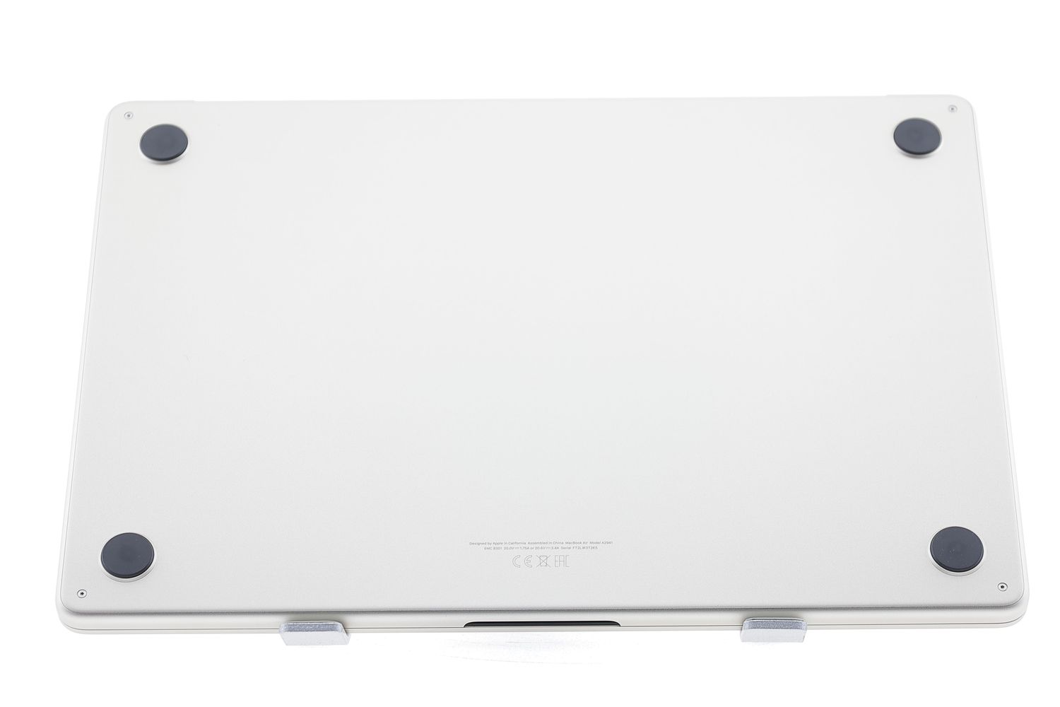 Apple MacBook Air 15″ 2023, M2 8 Cores, 8 GB, 10 core GPU 512 GB Starlight