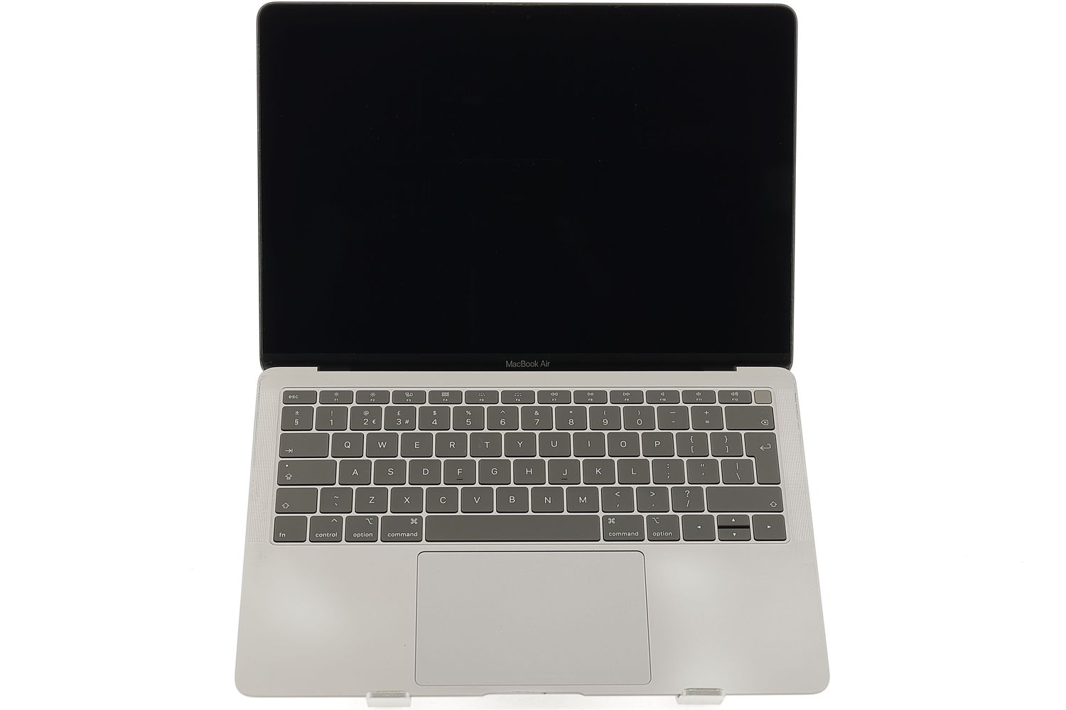 Apple MacBook Air 13″ 2019, i5 1.6 GHz, 8 GB, Intel UHD Graphics 617 128 GB Space Gray - Foarte bun