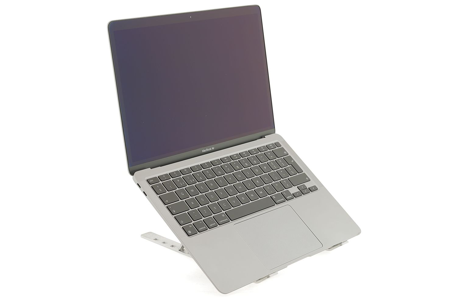 Apple MacBook Air 13″ 2020, i5 1.1 GHz, 8 GB, Intel Iris Plus 512 GB Space Gray - Kiváló