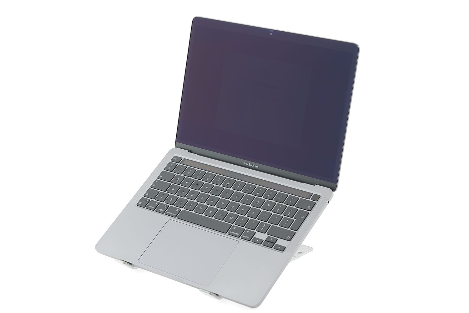 Apple MacBook Pro 13″ 2020, M1 8 Cores, 8 GB, 8 core GPU 256 GB Space Gray - Kiváló
