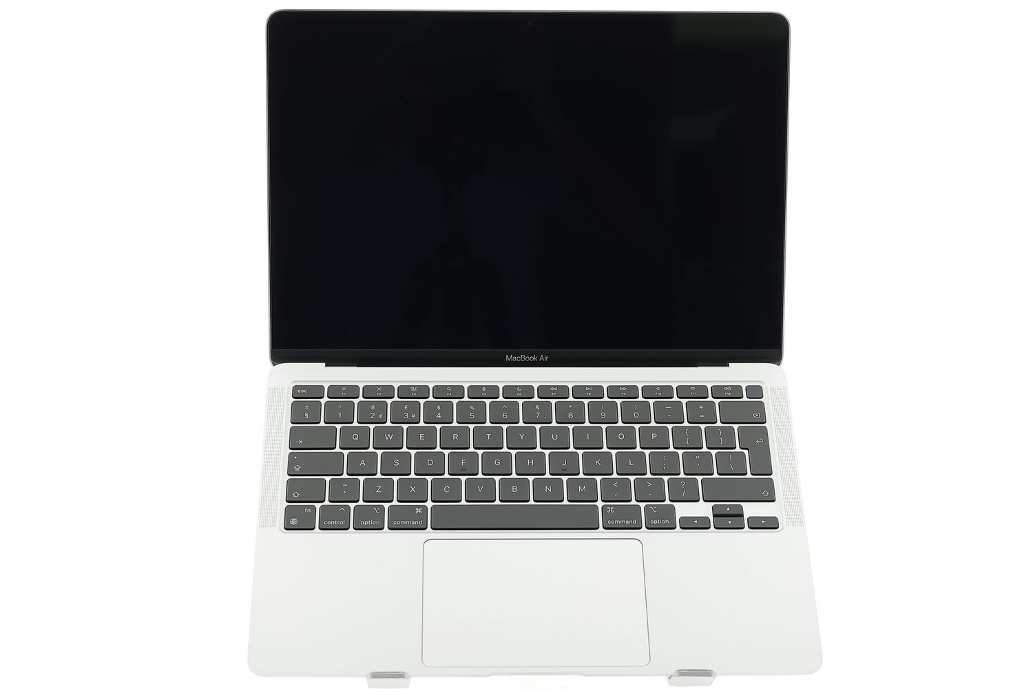 Apple MacBook Air 13″ 2020, M1 8 Cores, 8 GB, 7 core GPU 256 GB Silver - Kiváló