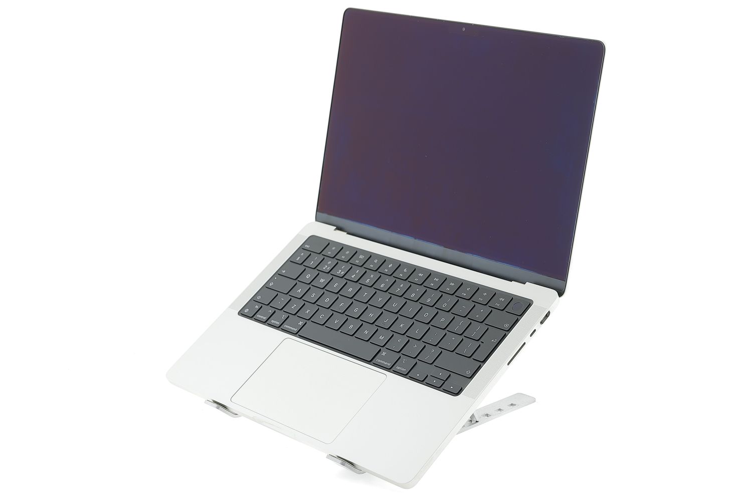 Apple MacBook Pro 14″ 2021, M1 Pro 8 Cores, 16 GB, 14 core GPU 1 TB Silver - Foarte bun