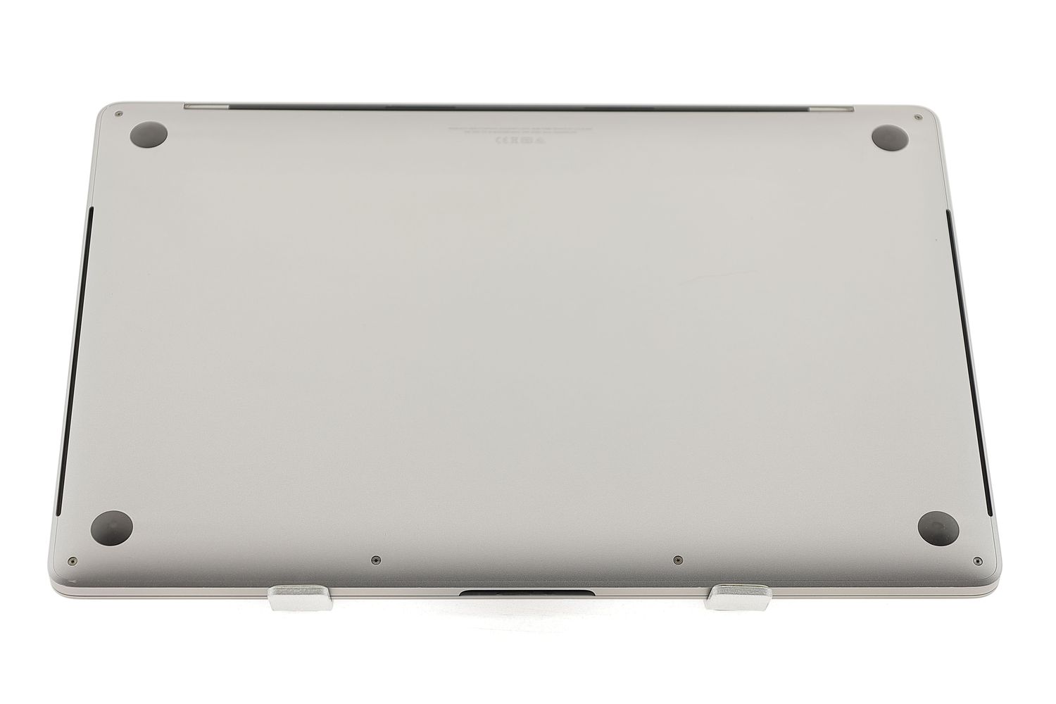 Apple MacBook Pro 15″ Touch Bar 2019, i9 2.4 GHz, 32 GB, AMD Radeon Pro 560x 1 TB Space Gray - Excelent