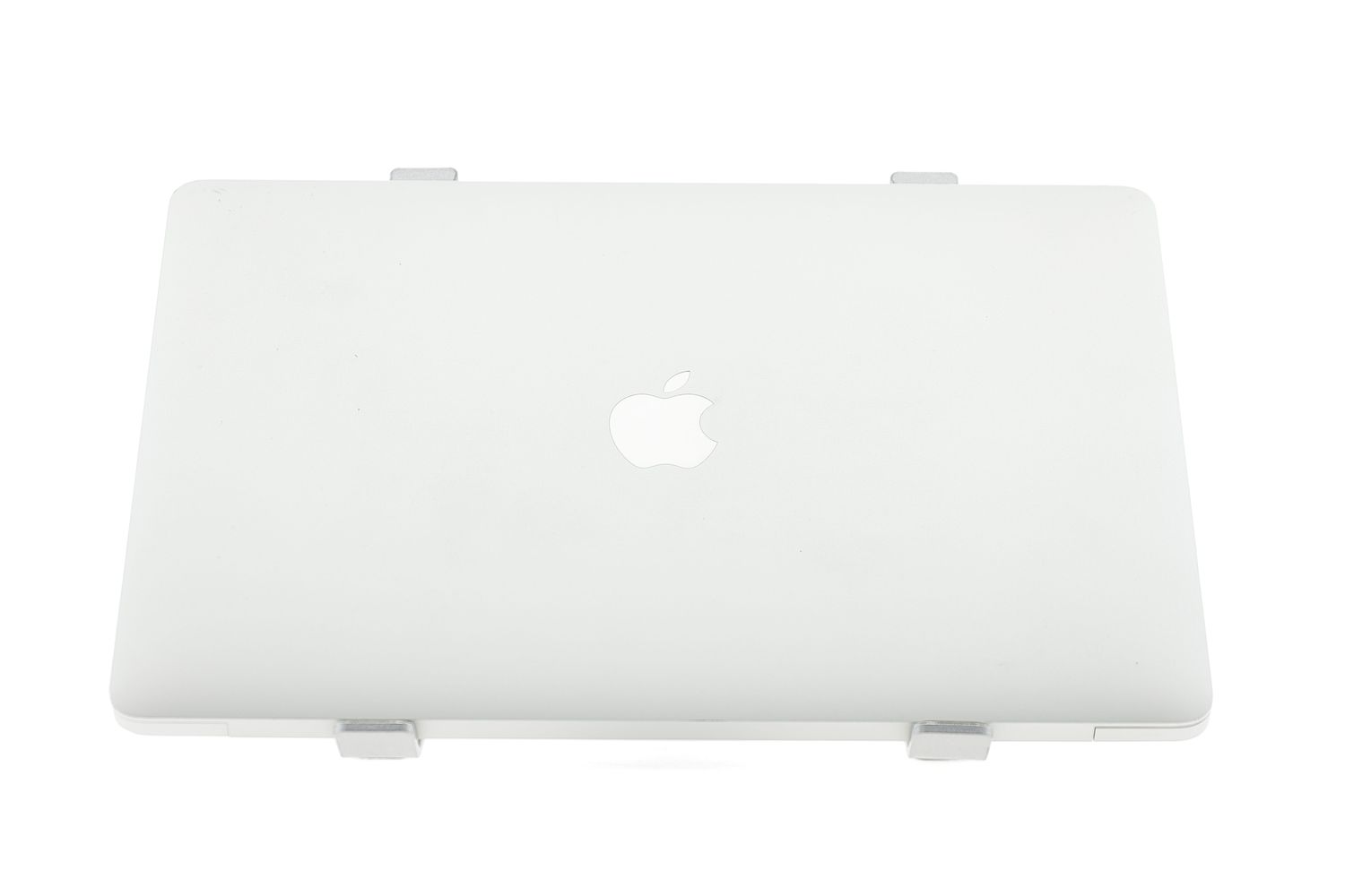 Apple MacBook Air 13″ 2020, M1 8 Cores, 8 GB, 8 core GPU 512 GB Silver - Foarte bun