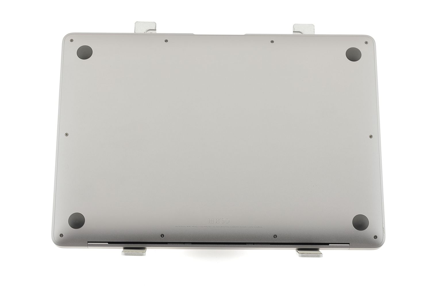 Apple MacBook Air 13″ 2019, i5 1.6 GHz, 8 GB, Intel UHD Graphics 617 128 GB Space Gray - Като нов