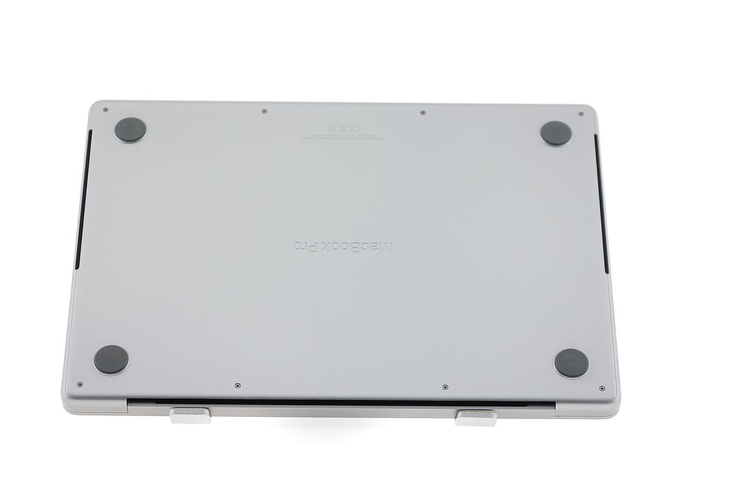 Apple MacBook Pro 14″ 2023, M2 Pro 10 Cores, 16 GB, 16 core GPU 512 GB Space Gray - Újszerű