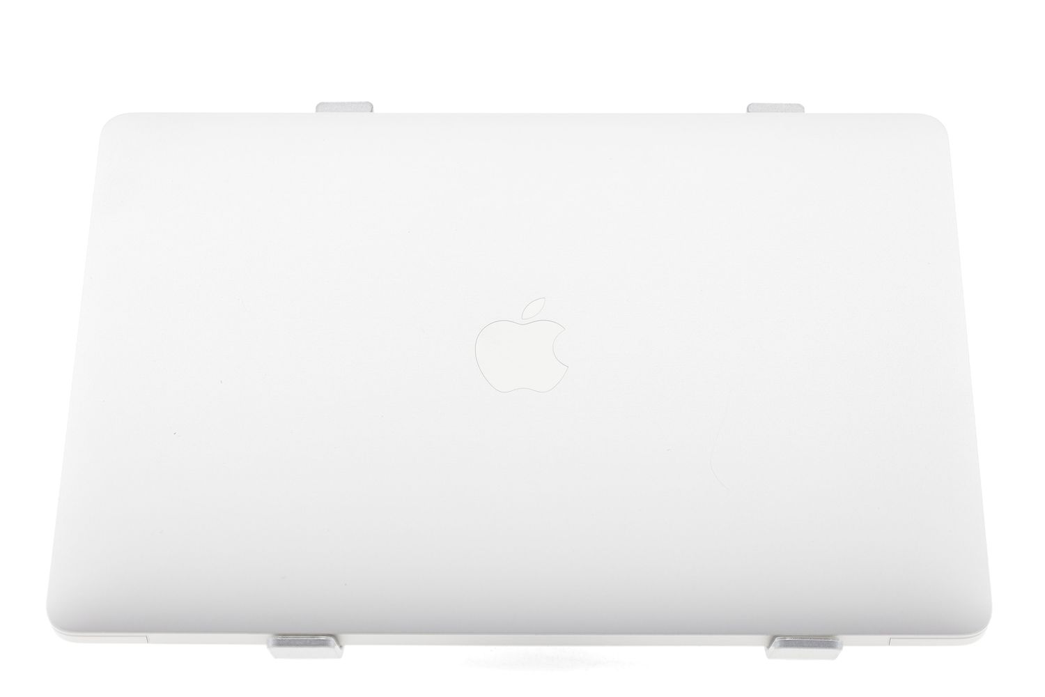 Apple MacBook Pro 13″ 2022, M2 8 Cores, 8 GB, 10 core GPU 256 GB Silver - Отлично
