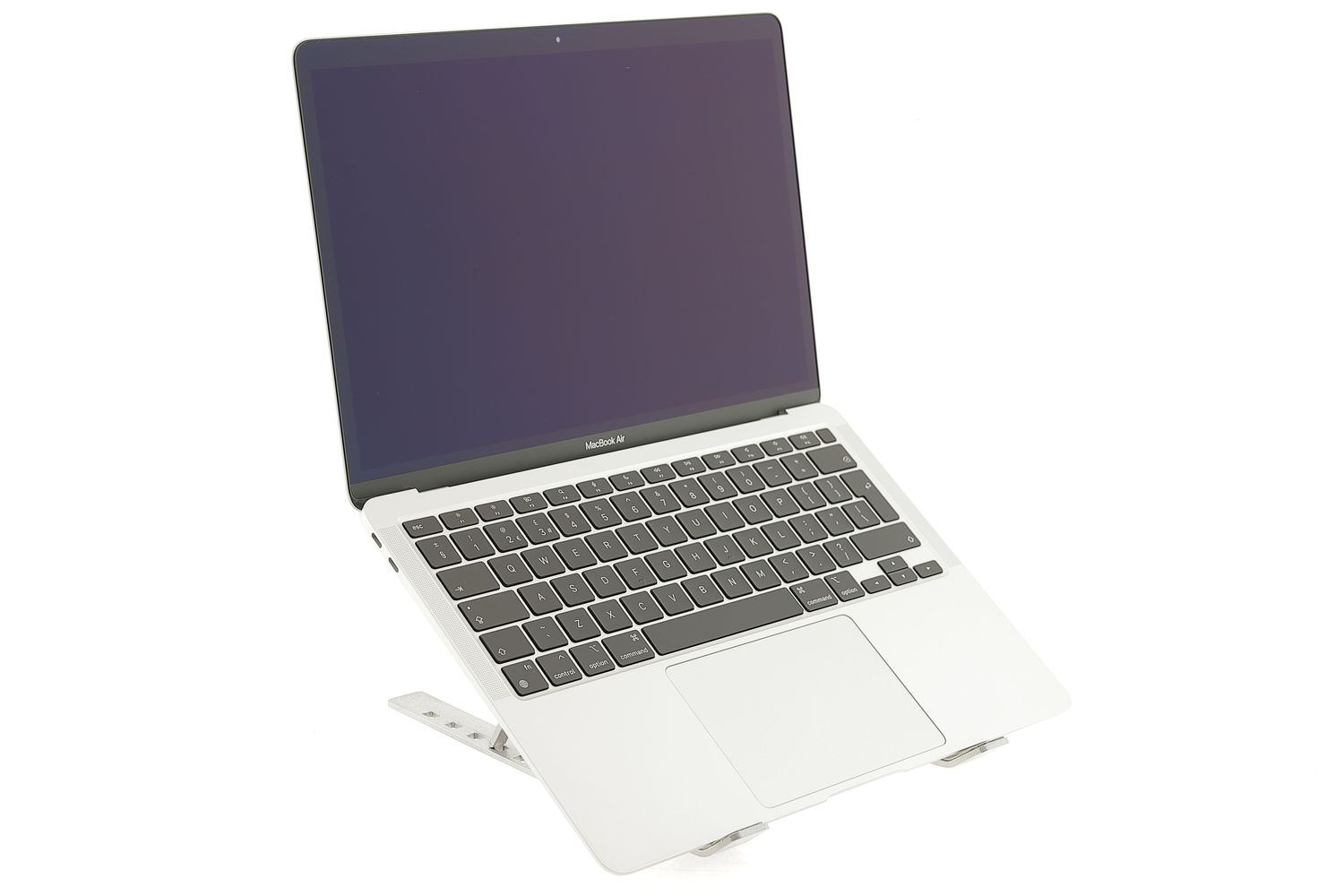 Apple MacBook Air 13″ 2020, M1 8 Cores, 8 GB, 7 core GPU 256 GB Silver - Като нов