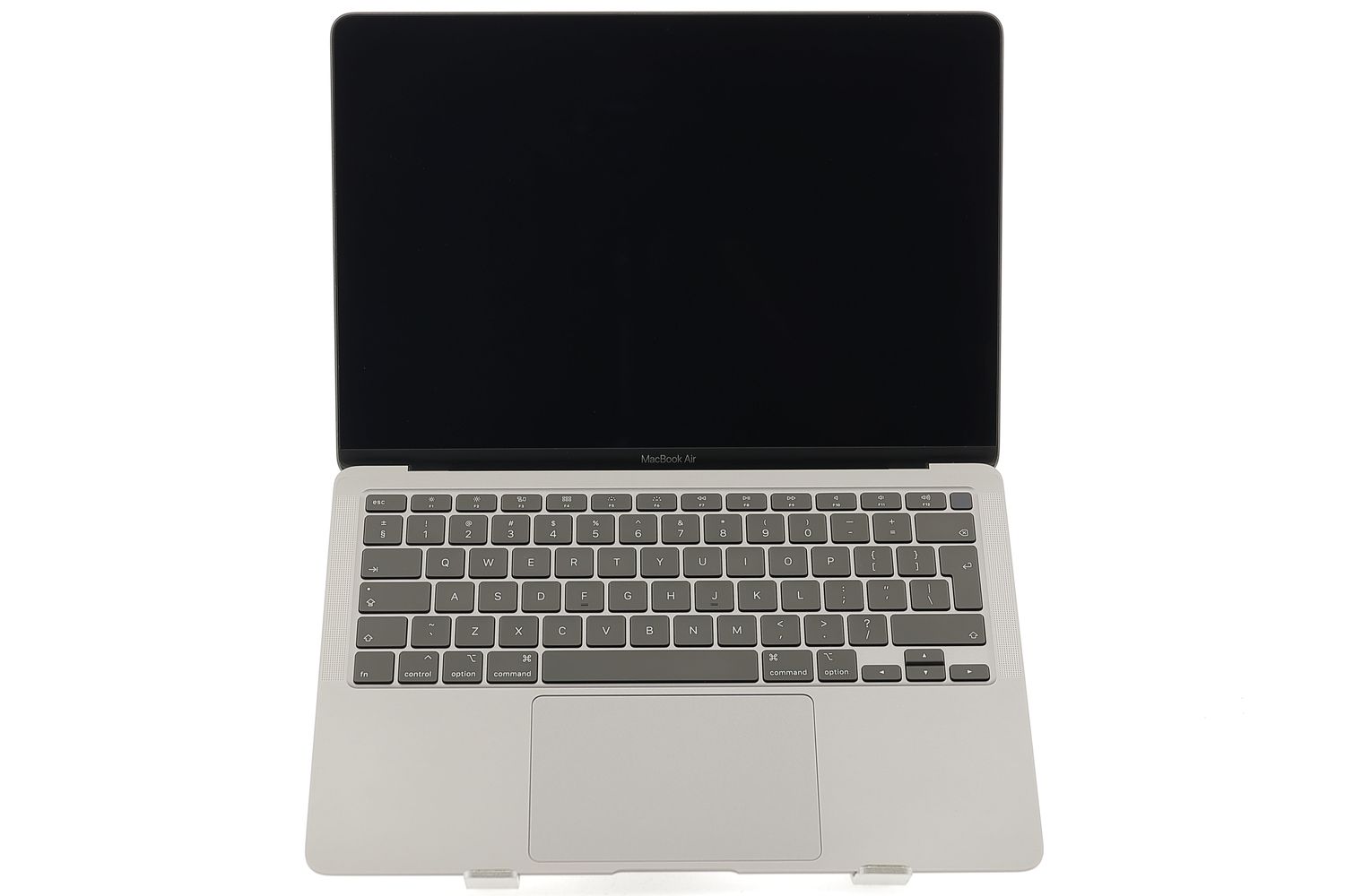 Apple MacBook Air 13″ 2020, i3 1.1 GHz, 8 GB, Intel Iris Plus 256 GB Space Gray - Excelent