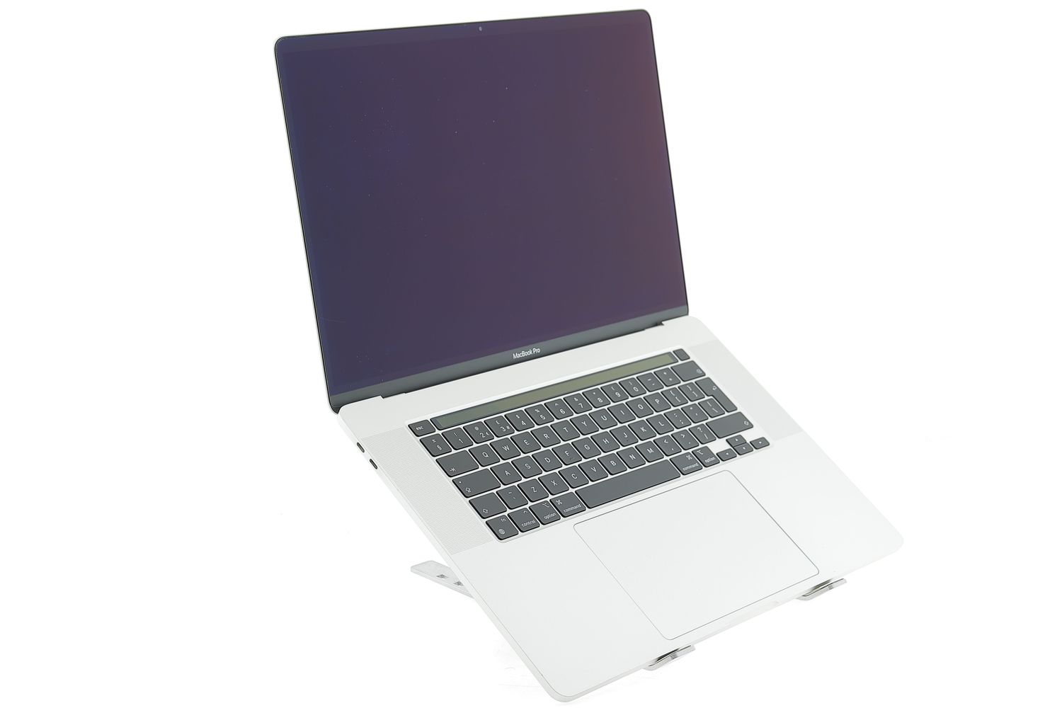 Apple MacBook Pro 16″ Touch Bar 2019, i7 2.6 GHz, 16 GB, AMD Radeon Pro 5300M 512 GB Silver - Εξαιρετικό