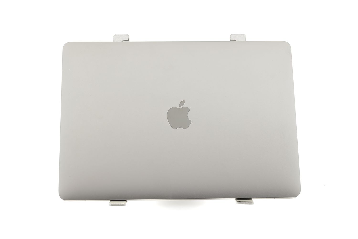 Apple MacBook Pro 13″ 2020, M1 8 Cores, 16 GB, 8 core GPU 256 GB Space Gray - Ca nou