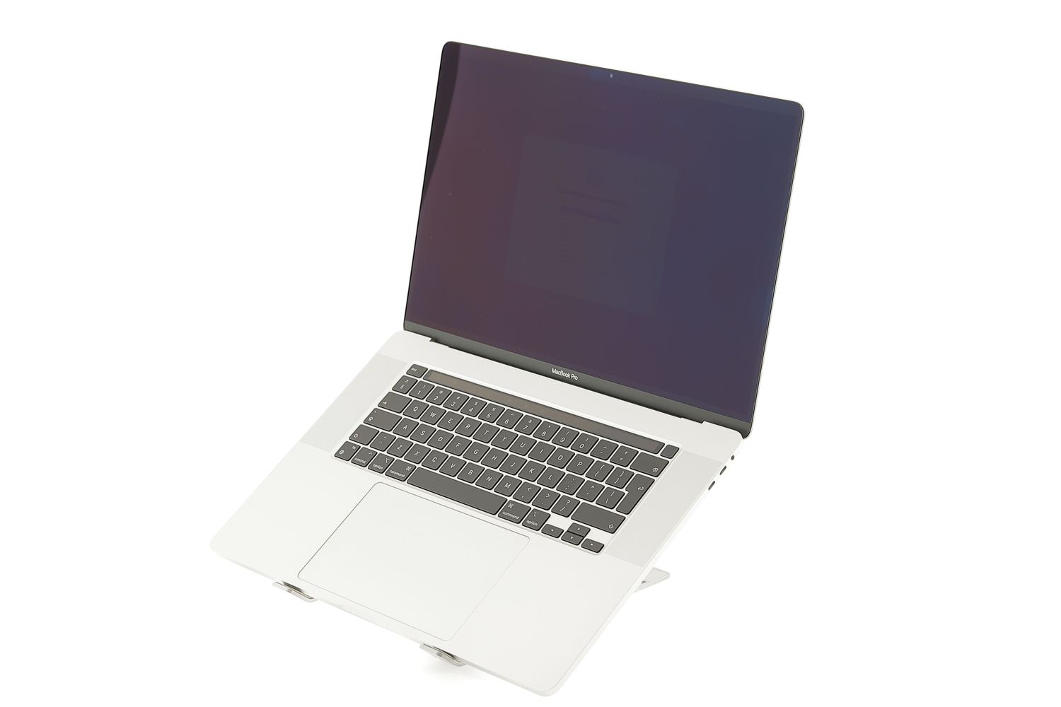 Apple MacBook Pro 16″ Touch Bar 2019, i9 2.3 GHz, 16 GB, AMD Radeon Pro 5500M 1 TB Silver - Excelent