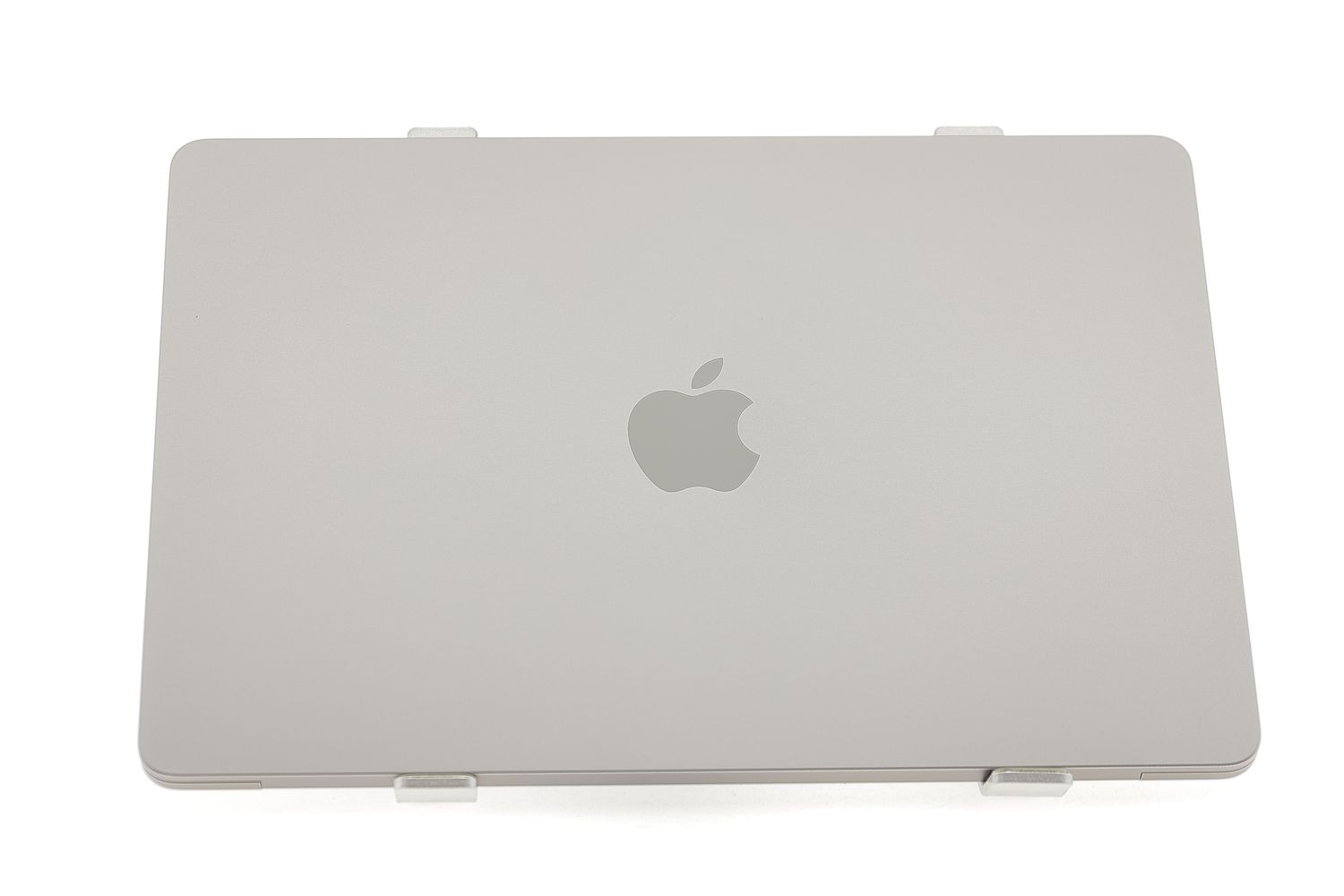 Apple MacBook Air 13″ 2022, M2 8 Cores, 8 GB, 8 core GPU, Space