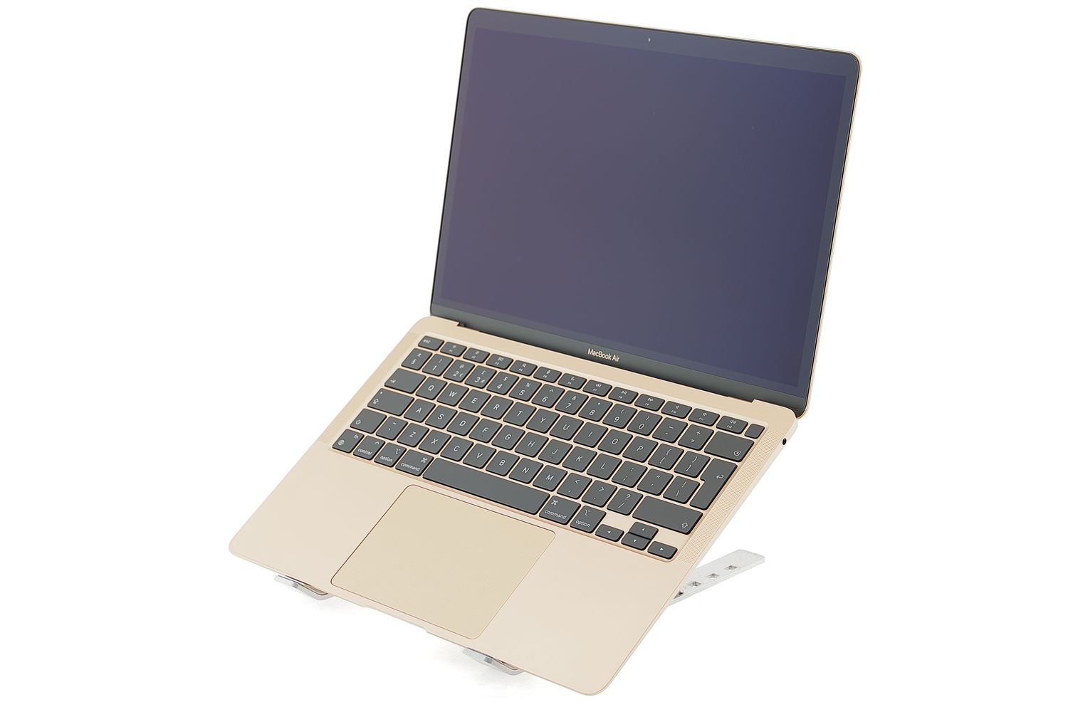 Apple MacBook Air 13″ 2020, i3 1.1 GHz, 8 GB, Intel Iris Plus 256 GB Gold - Újszerű