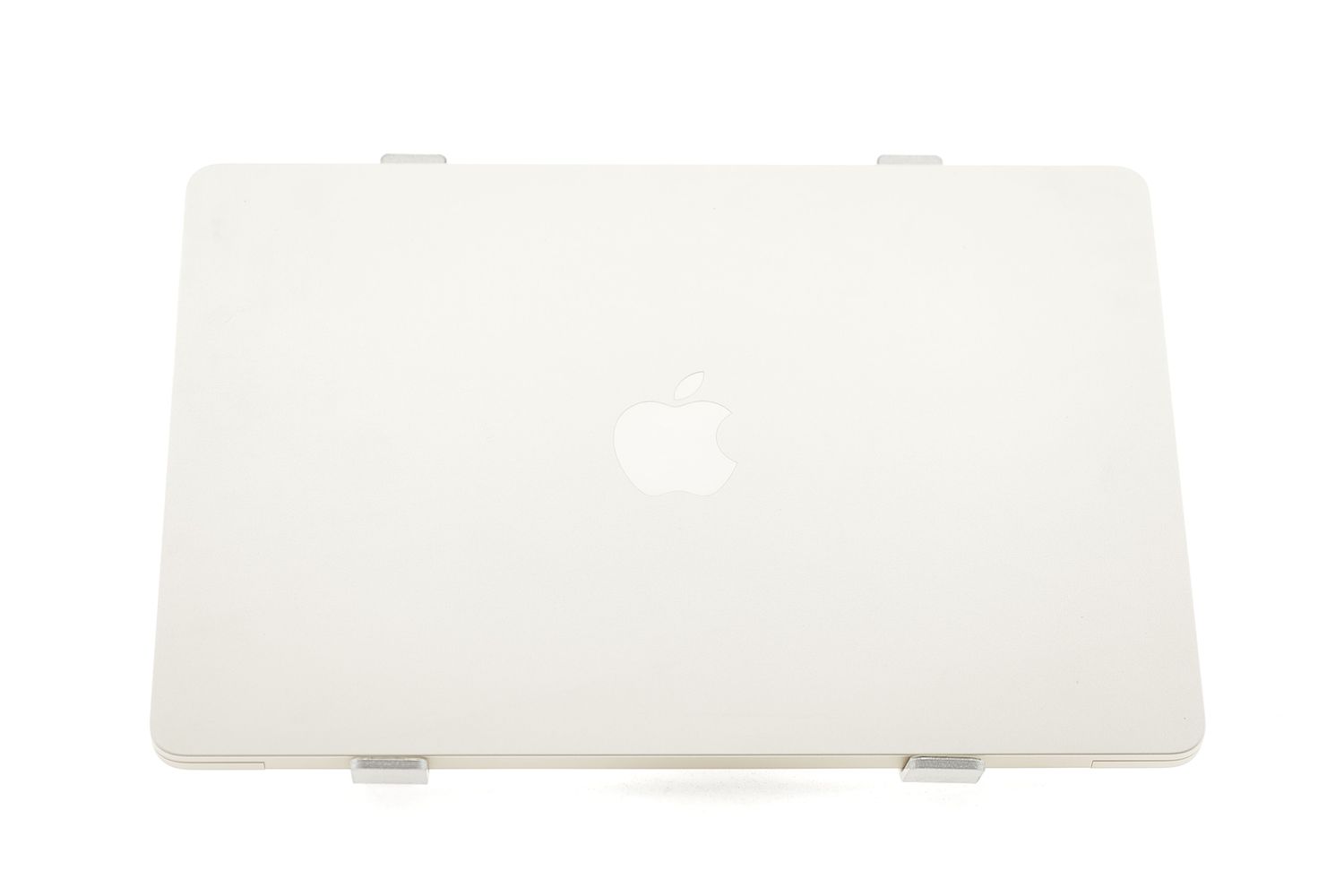 Apple MacBook Air 13″ 2022, M2 8 Cores, 8 GB, 8 core GPU 256 GB Starlight - Ca nou