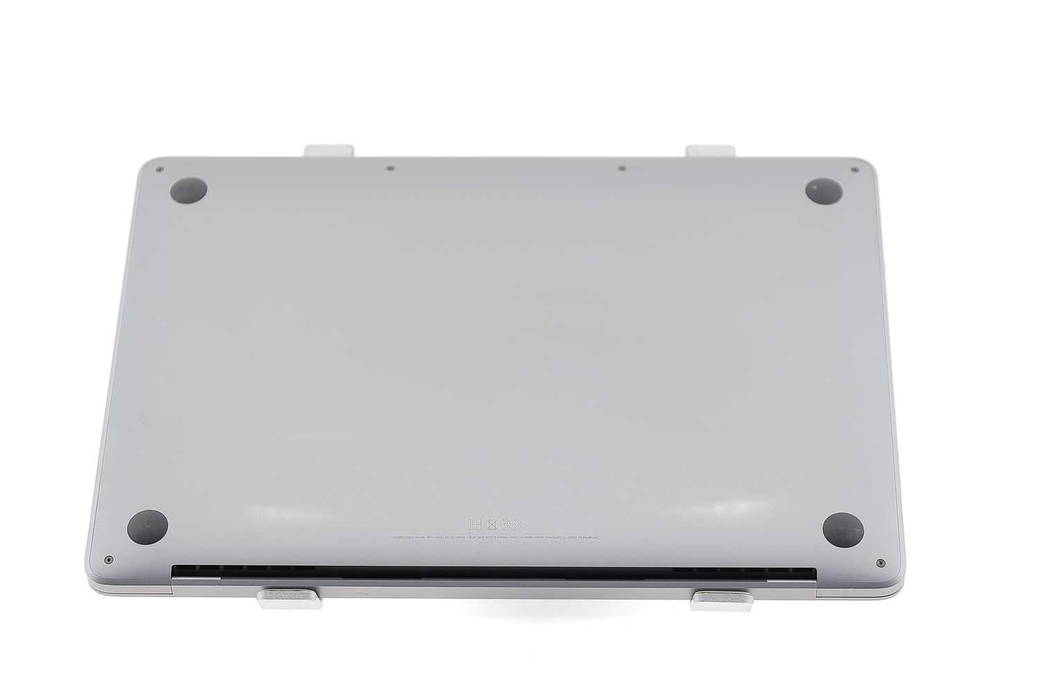Apple MacBook Pro 13″ 2022, M2 8 Cores, 8 GB, 10 core GPU 512 GB Space Gray - Много добро