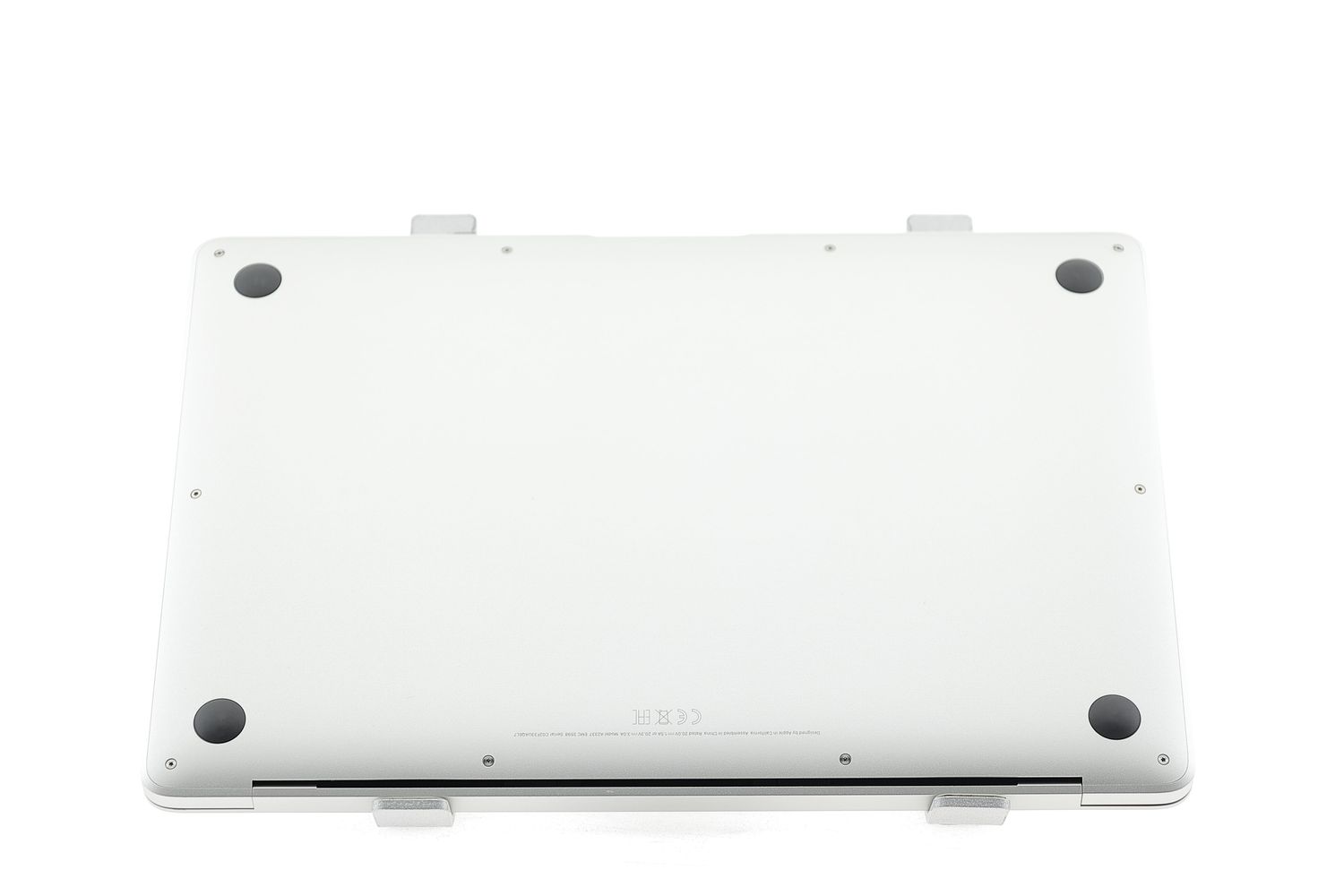 Apple MacBook Air 13″ 2020, M1 8 Cores, 8 GB, 7 core GPU 256 GB Silver - Kiváló