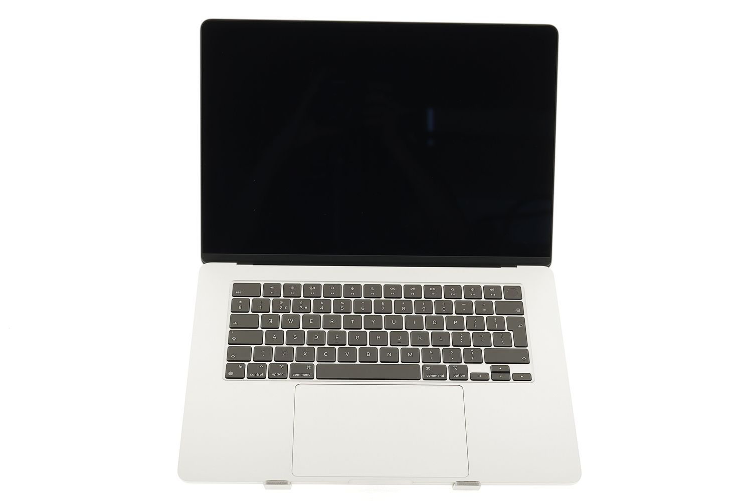 Apple MacBook Air 15″ 2024, M3 8 Cores, 24 GB, 10 core GPU 512 GB Silver - Ca nou