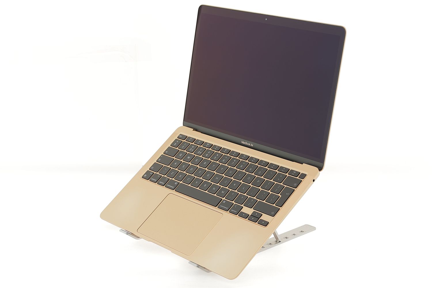 Apple MacBook Air 13″ 2020, M1 8 Cores, 8 GB, 8 core GPU 512 GB Gold - Foarte bun