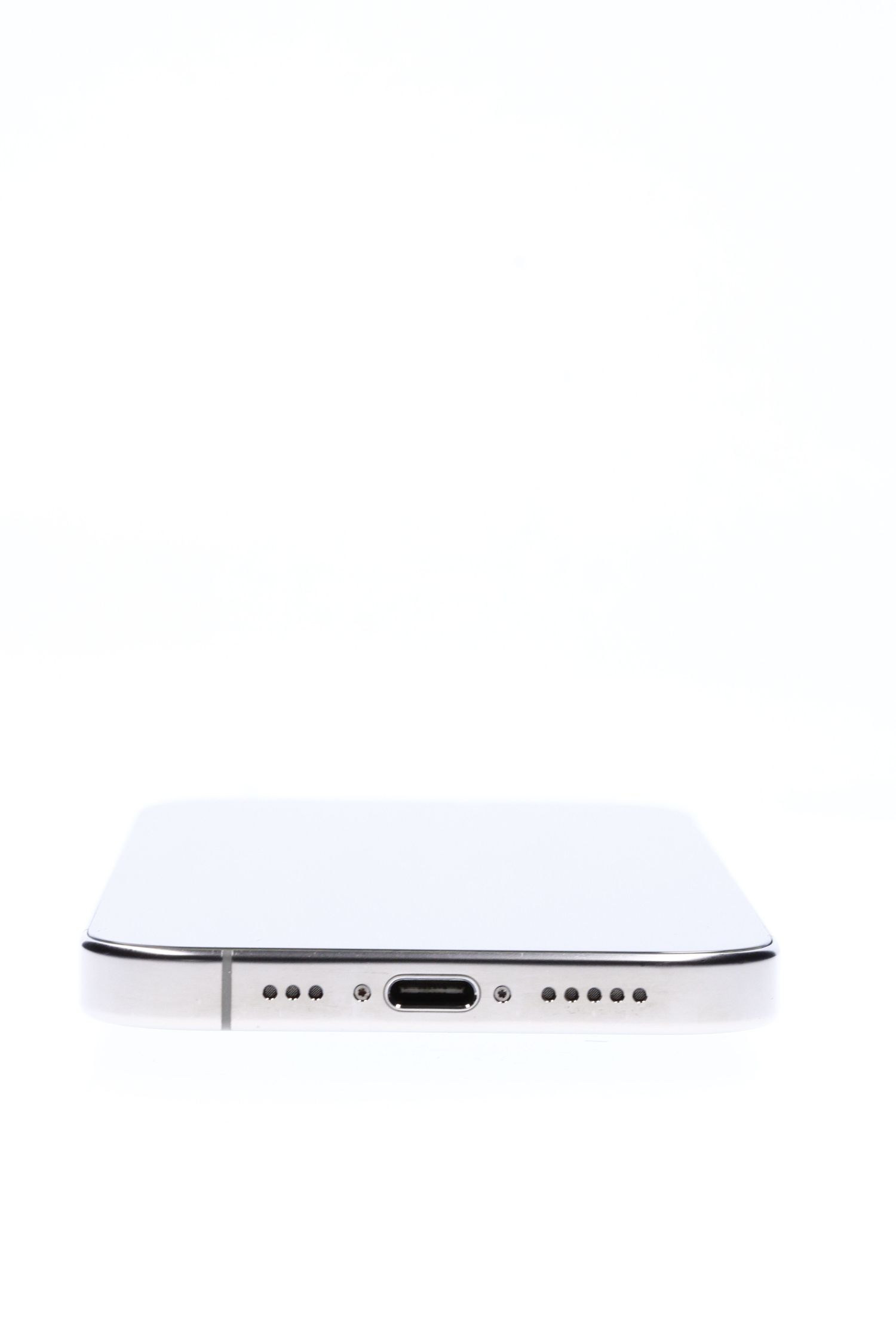 Apple iPhone 16 Pro 128 GB Natural Titanium - Като нов