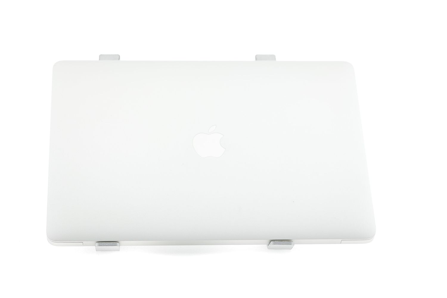 Apple MacBook Air 13″ 2020, M1 8 Cores, 8 GB, 7 core GPU 256 GB Silver - Foarte bun