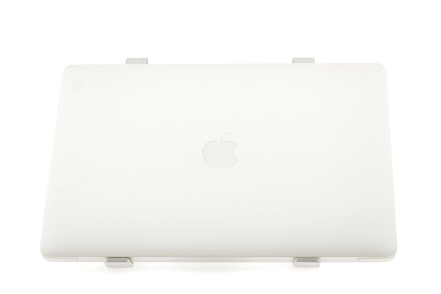 Apple MacBook Air 13″ 2020, i3 1.1 GHz, 8 GB, Intel Iris Plus 256 GB Silver - Bun