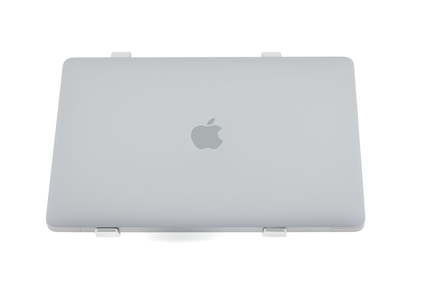 Apple MacBook Air 13″ 2020, M1 8 Cores, 8 GB, 7 core GPU 256 GB Space Gray - Excelent
