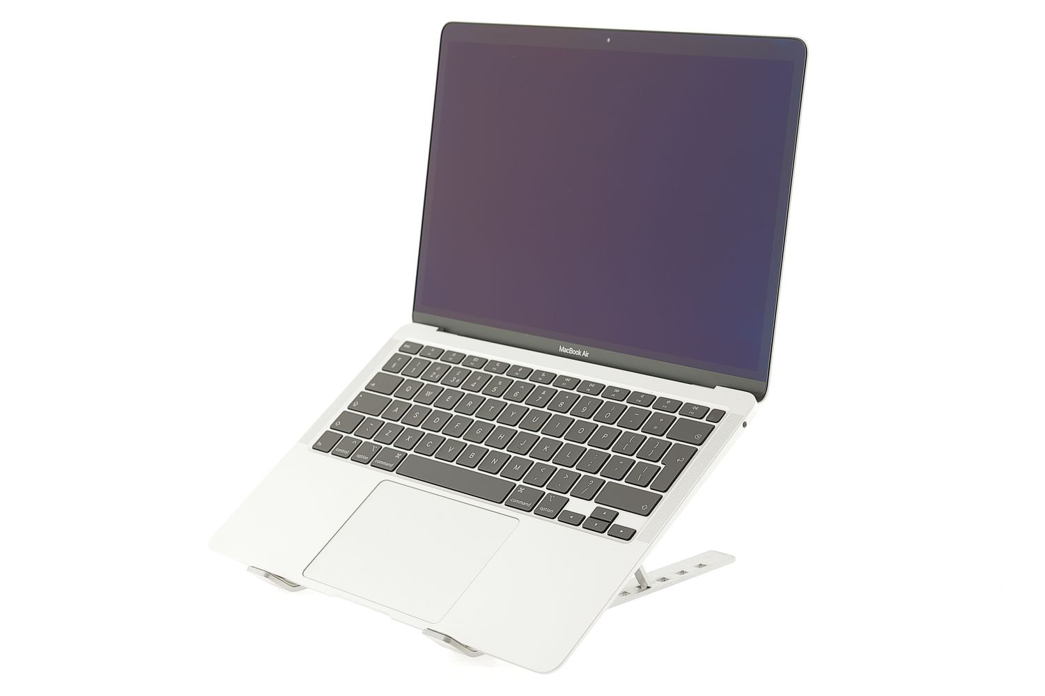 Apple MacBook Air 13″ 2020, M1 8 Cores, 8 GB, 8 core GPU 512 GB Silver - Като нов