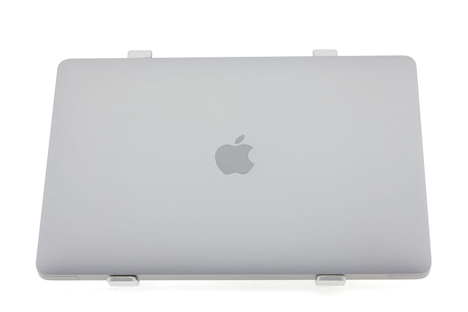 MacBook Air 13″ Laptop Apple MacBook Air 13-inch, cu procesor Apple M2, 8 nuclee