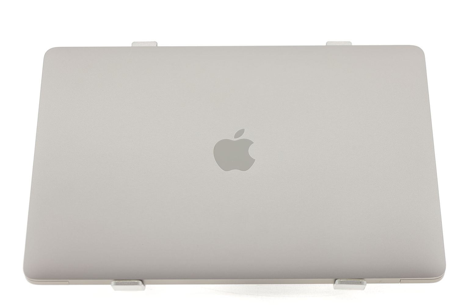 Apple MacBook Pro 13″ 2020, M1 8 Cores, 16 GB, 8 core GPU 256 GB Space Gray