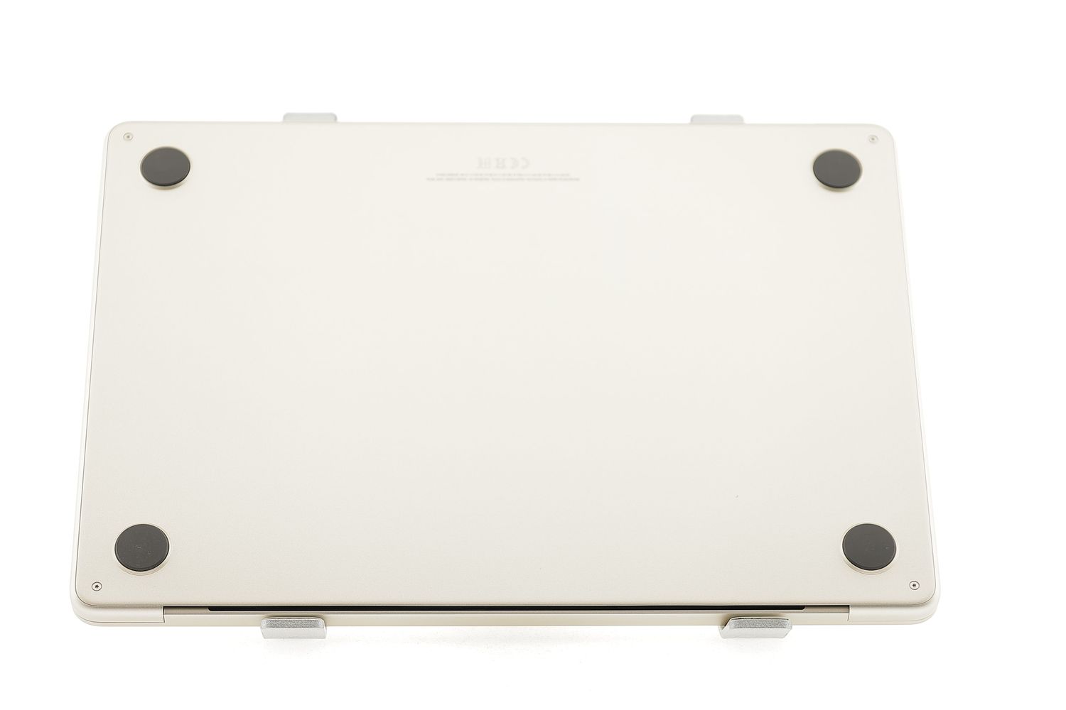 Apple MacBook Air 13″ 2022, M2 8 Cores, 8 GB, 8 core GPU 256 GB Silver - Ca nou