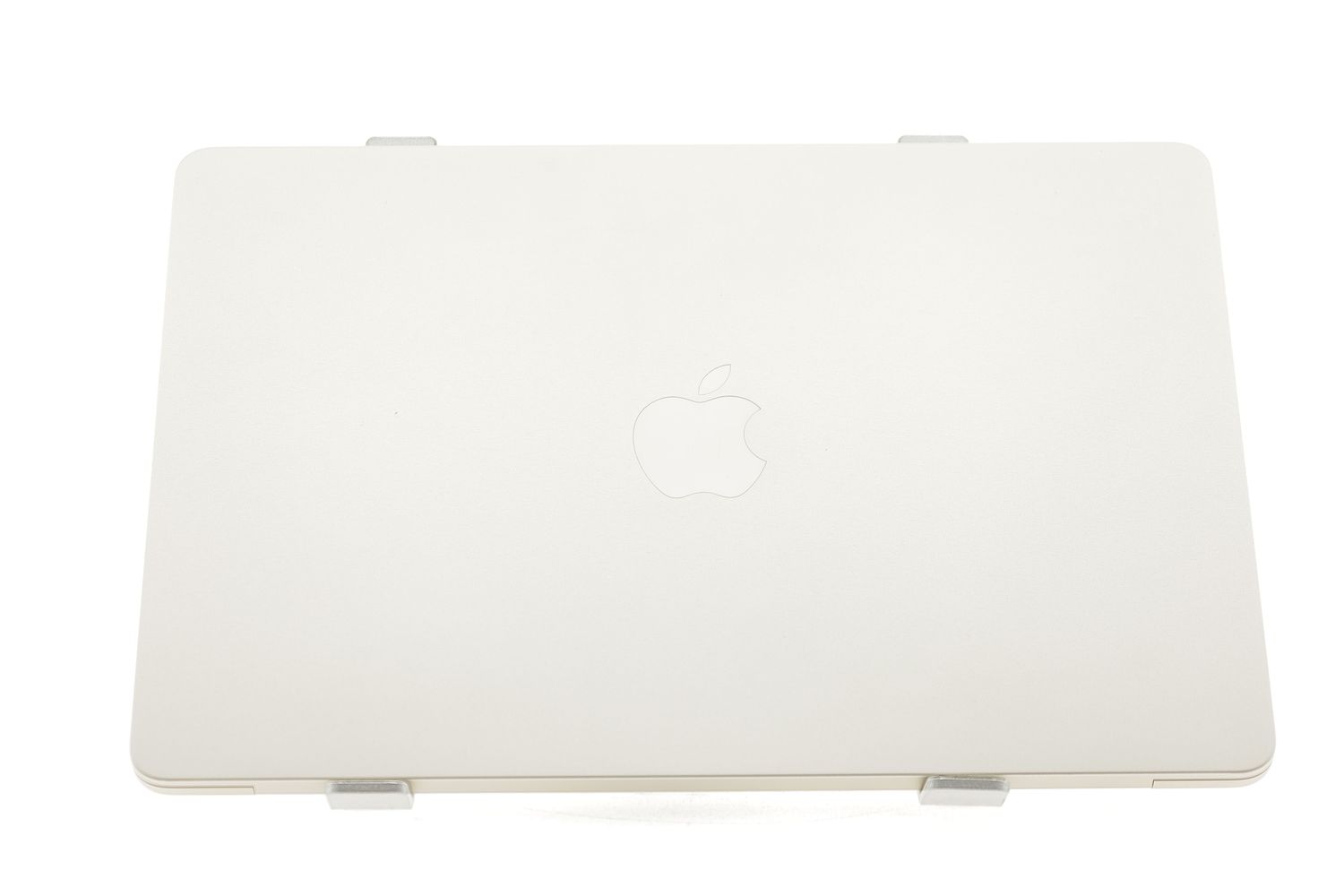 Apple MacBook Air 13″ 2022, M2 8 Cores, 8 GB, 8 core GPU 256 GB Starlight - Ca nou