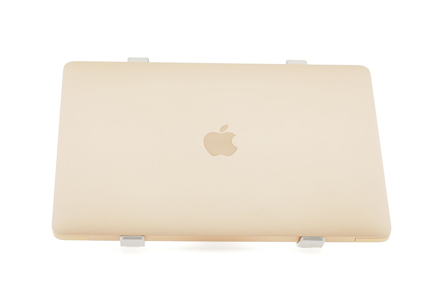 Apple MacBook Air 13″ 2020, M1 8 Cores, 8 GB, 7 core GPU, Gold