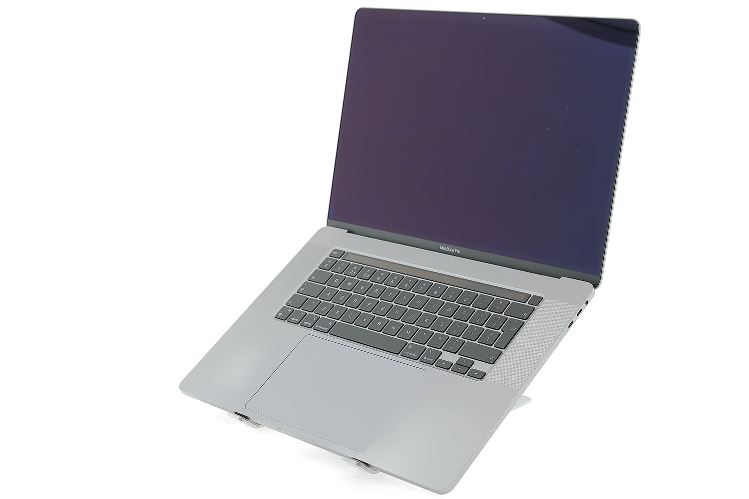 Apple MacBook Pro 16″ Touch Bar 2019, i7 2.6 GHz, 16 GB, AMD Radeon Pro 5300M 512 GB Space Gray - Отлично