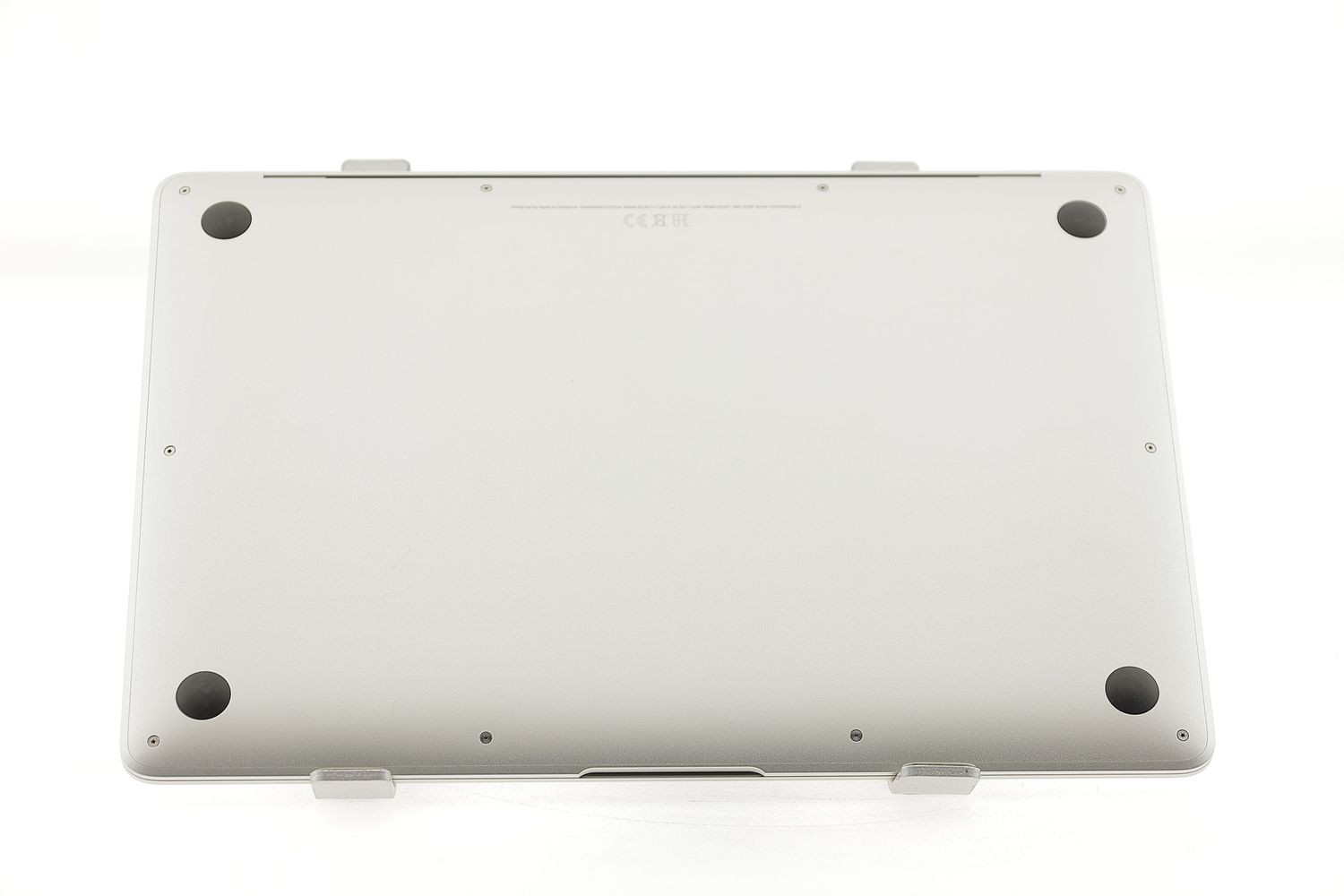 Apple MacBook Air 13″ 2020, M1 8 Cores, 8 GB, 8 core GPU 512 GB Silver - Kiváló
